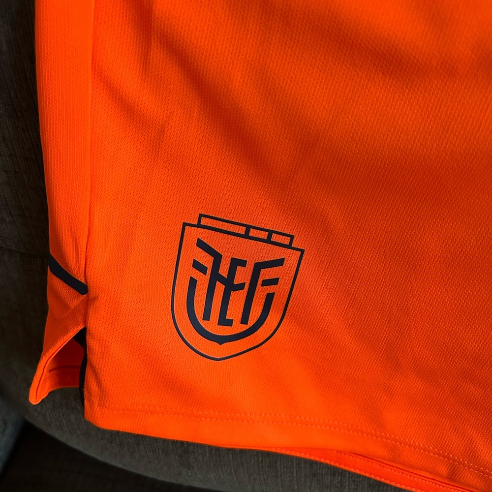 Marathon Authentic Ecuador National Team Training Orange Shorts Men’s Sz: L - Picture 4 of 6
